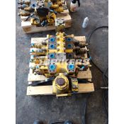 Komatsu Control Valve